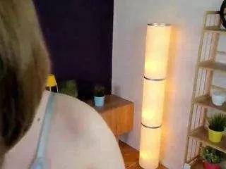 hollisedgin from CamSoda