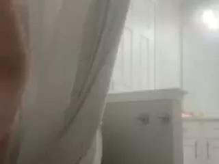 honeyyellababy from CamSoda is Freechat