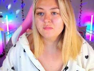 hornycakee from CamSoda is Freechat