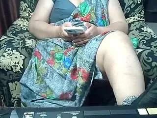 Indianbhabimilf40 from CamSoda