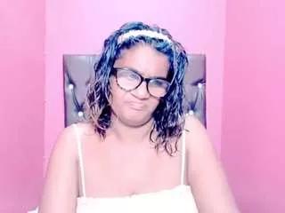 indianbooty from CamSoda