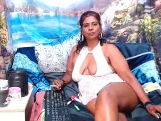 indianerotica69 from CamSoda is Freechat