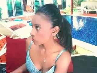 indianlovebug from CamSoda