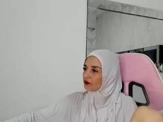iriskarim from CamSoda