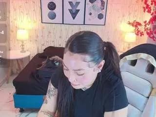 issareel from CamSoda is Freechat