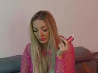izzaiz from CamSoda