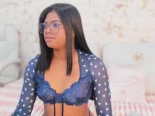 julianna-smith from CamSoda is Freechat