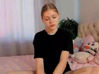 katekatslat from CamSoda is Freechat