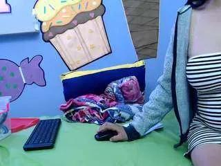 Katty18love18 from CamSoda