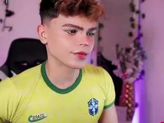 kennyboy-18 from CamSoda
