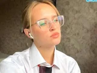 Kieraleeming from CamSoda