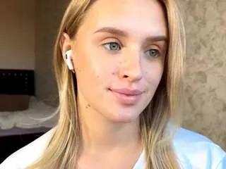 Kieraleeming from CamSoda