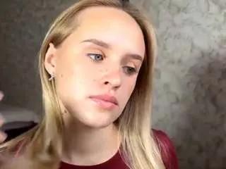 Kieraleeming from CamSoda