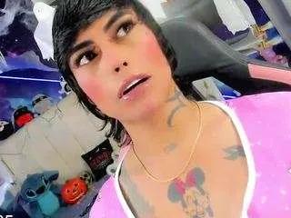 Kilye-nella from CamSoda