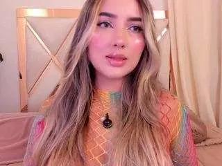 kim-woods from CamSoda is Private