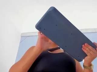 kimberly-aniston from CamSoda is Freechat