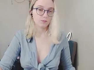 kiratarot from CamSoda is Freechat