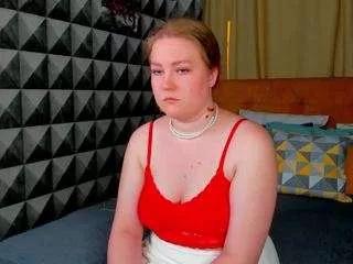 kitten-holt from CamSoda is Freechat