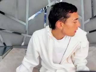 kittyandliam69 from CamSoda is Freechat