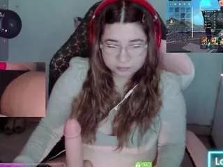 kittypinkgirl0n from CamSoda is Freechat