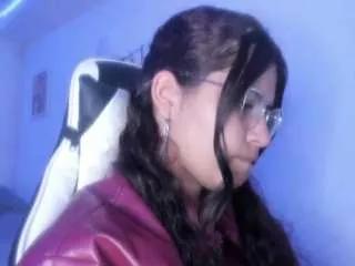 lady-brownnnn from CamSoda is Freechat