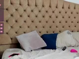 lara-rosse from CamSoda