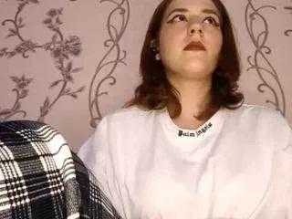 latoyialate from CamSoda is Freechat