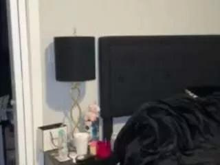 laylared from CamSoda