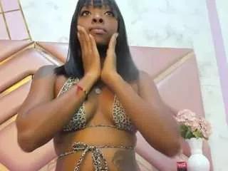 leylaroberth from CamSoda