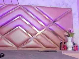 leylaroberth from CamSoda