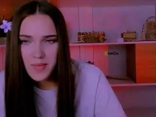 liana-swans from CamSoda is Freechat
