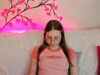 lilybarbie from CamSoda is Freechat