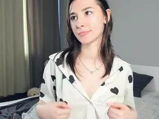 linistar from CamSoda is Freechat