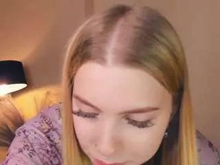 linndowe from CamSoda is Freechat