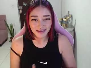 littleangel-m from CamSoda is Freechat