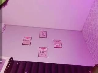 littleebluee from CamSoda is Freechat
