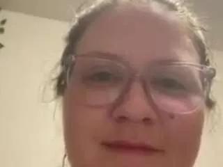 littlethang143 from CamSoda is Freechat