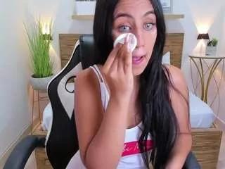 lizzie-lovee from CamSoda