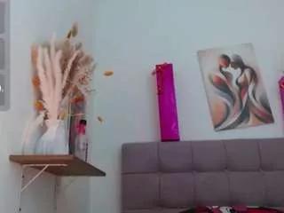 lola-star from CamSoda is Freechat