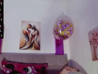 lola-star from CamSoda is Freechat