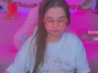 lolisuccub from CamSoda
