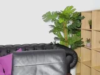 lumuon from CamSoda
