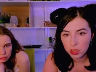 luna-tin from CamSoda is Freechat