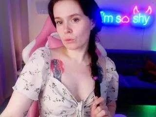 lunamirana from CamSoda is Freechat