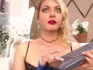 lunitadiva from CamSoda is Freechat