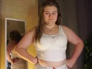 lynboone from CamSoda is Freechat
