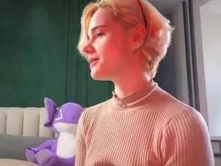 lynnabraund from CamSoda