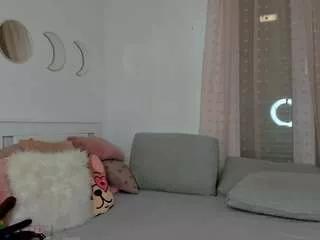 maddieflowers from CamSoda