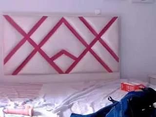 maddiehot-18 from CamSoda is Freechat