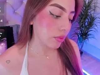 maddylennon from CamSoda